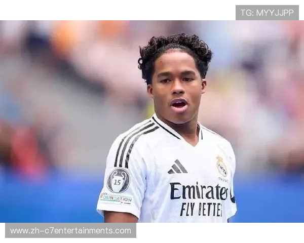 恩德里克法甲首秀9次过人助攻，里昂球迷见证新王崛起